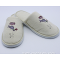 Best selling cream-coloured slipper for hotel